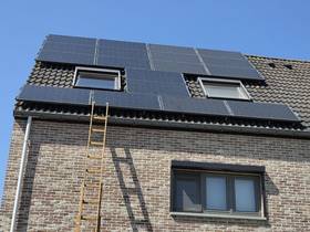 Schone zonnepanelen voor maximale opbrengst